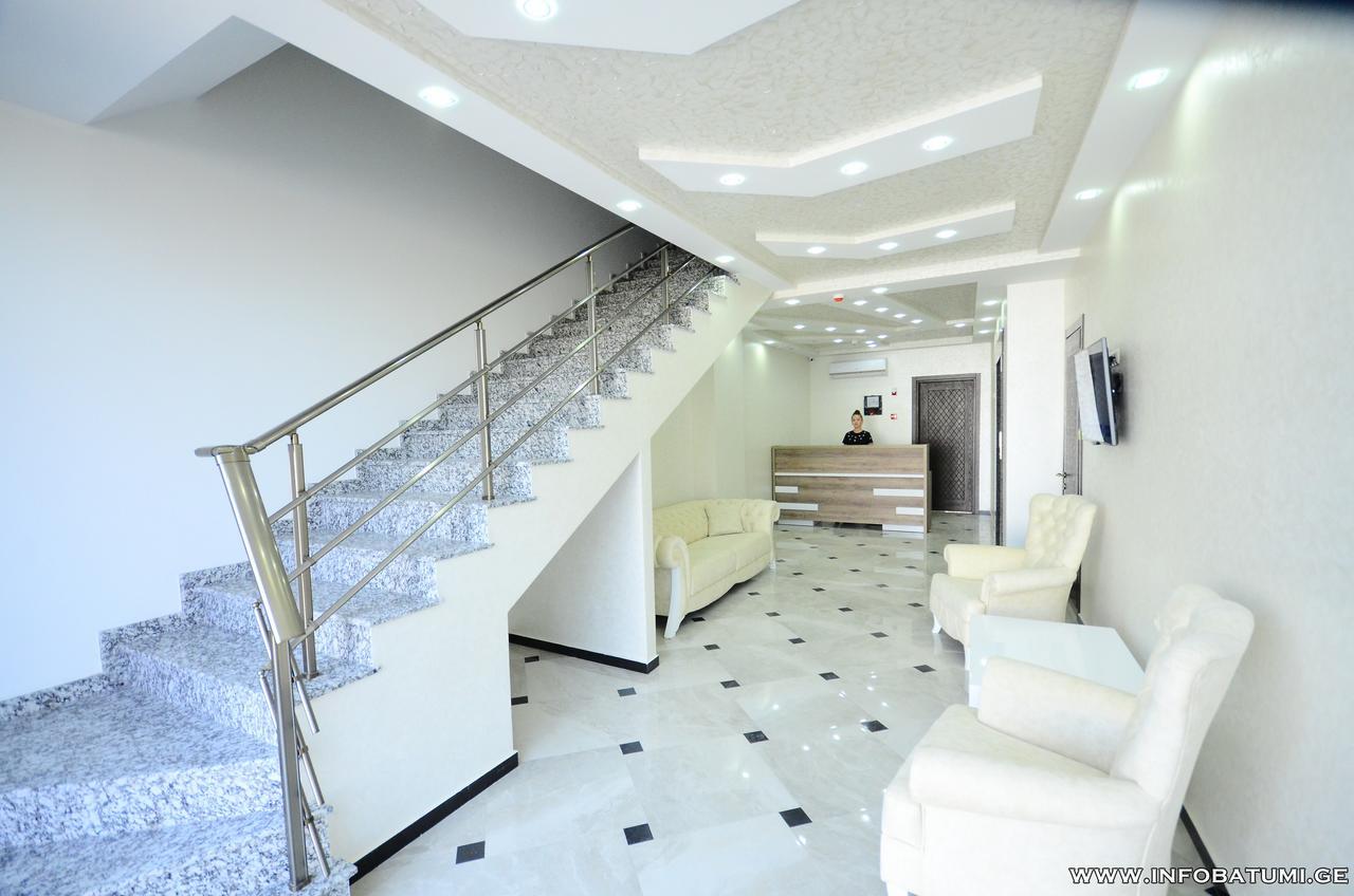 Dream Tower Hotel Batumi Kültér fotó